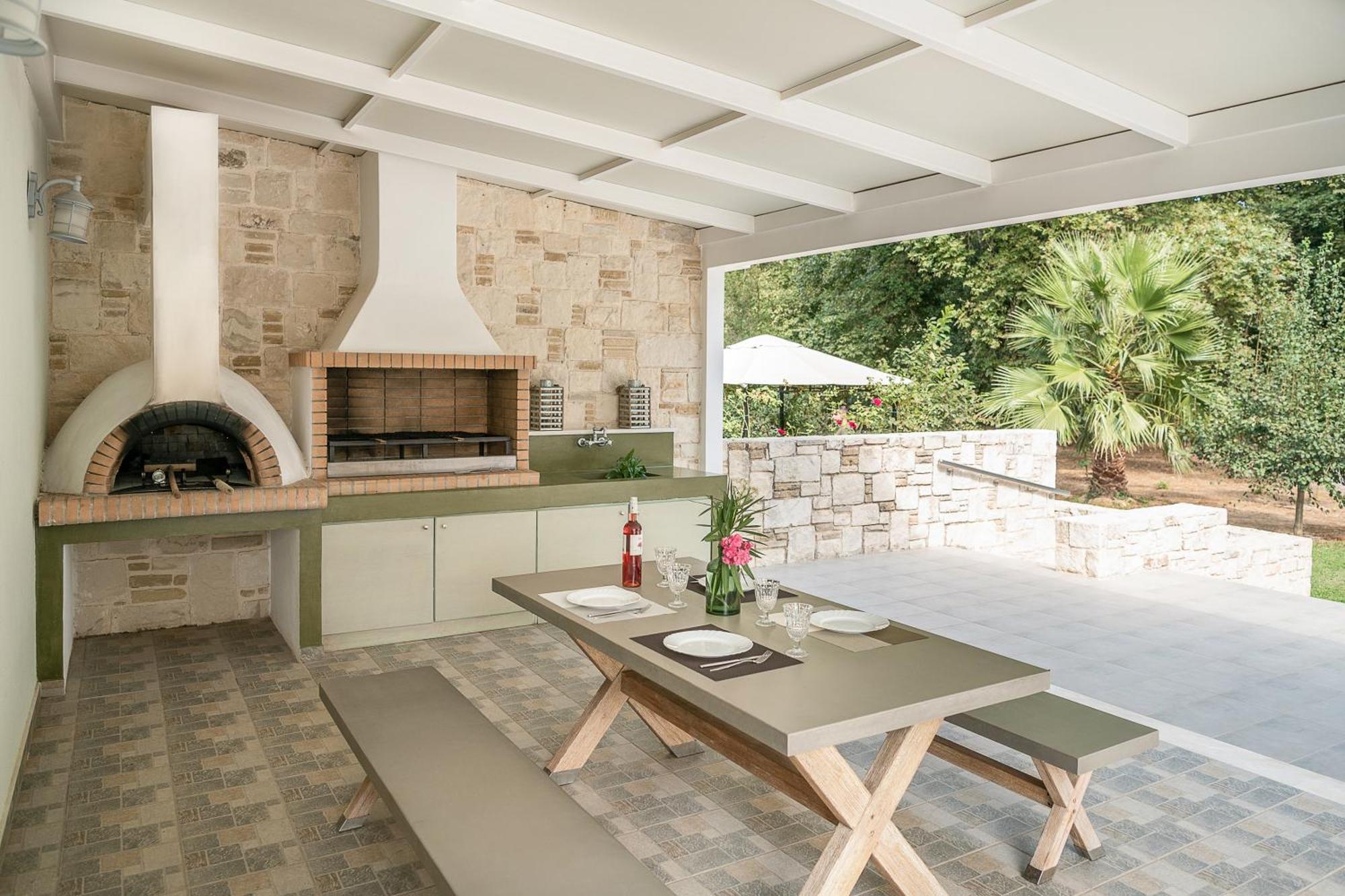 Villa Nature, Heated Pool カリヴェス エクステリア 写真
